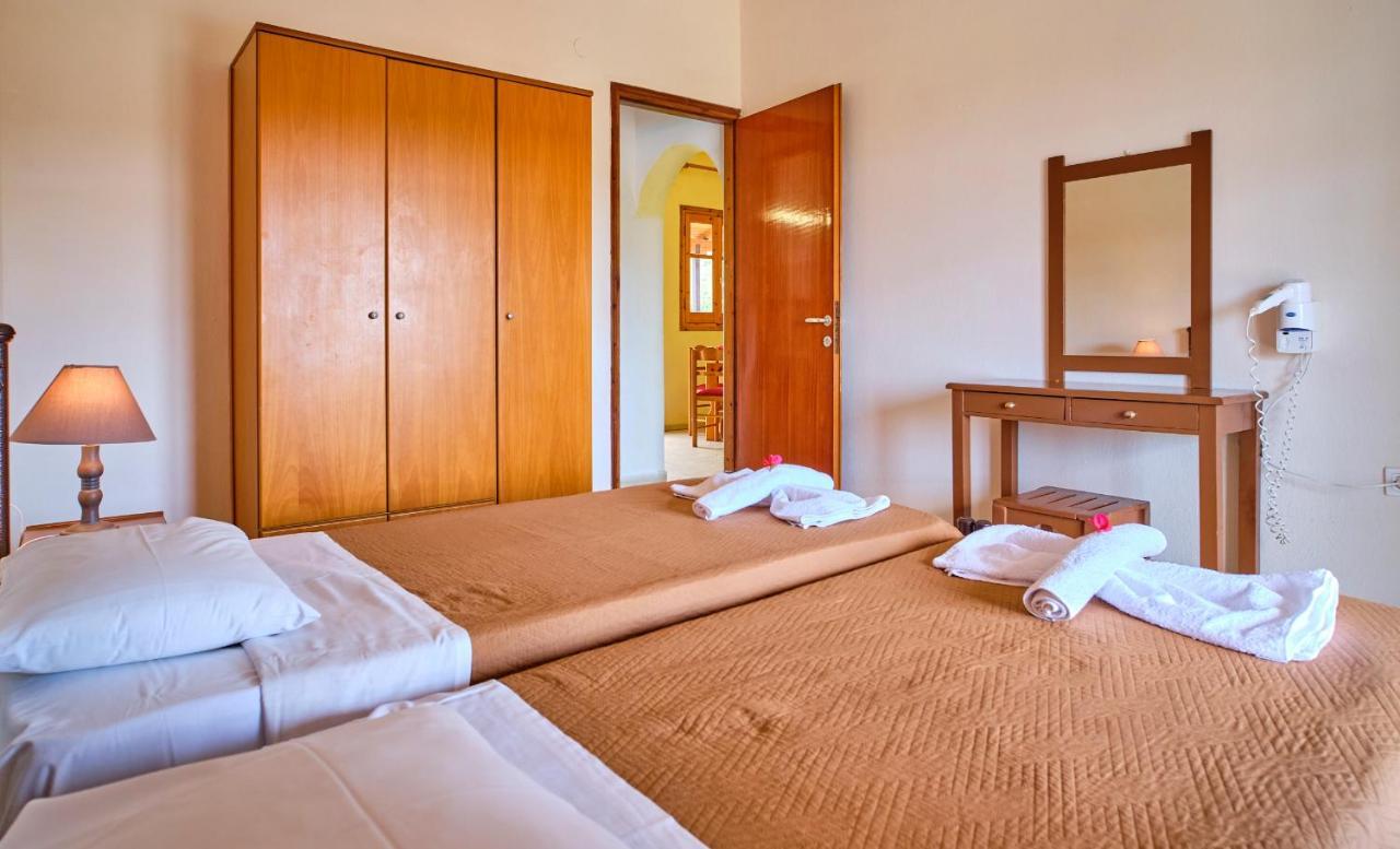 Hotel Olga Agios Stefanos Avliotes  Bagian luar foto