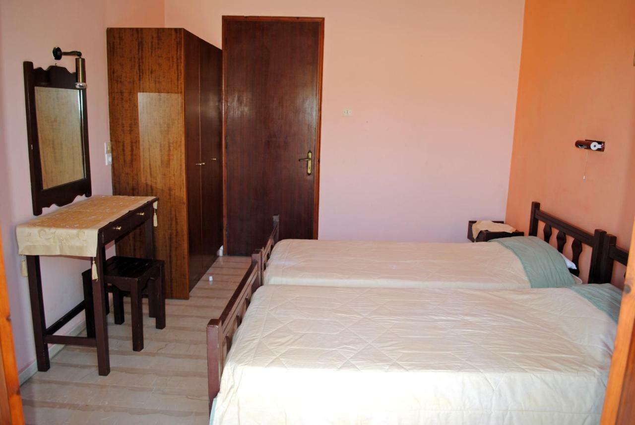 Hotel Olga Agios Stefanos Avliotes  Bagian luar foto